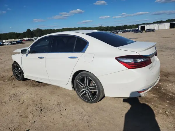 1HGCR3F9XGA015993 2016 HONDA ACCORD - Image 2