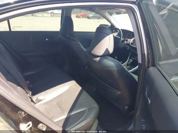 1HGCR3F9XGA031692 2016 HONDA ACCORD - Image 8