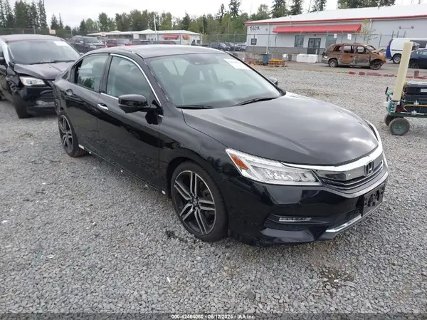 1HGCR3F9XGA034172 2016 HONDA ACCORD - Image 1