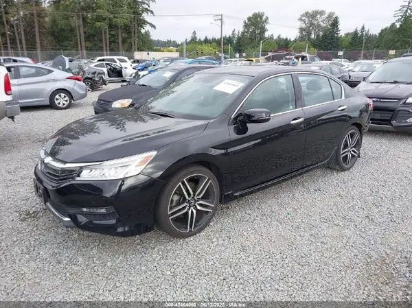 1HGCR3F9XGA034172 2016 HONDA ACCORD - Image 2