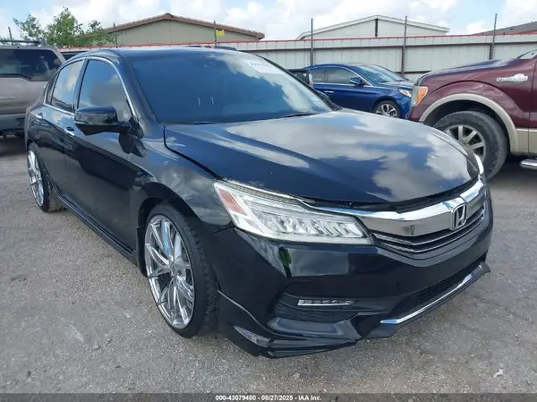 1HGCR3F9XGA034317 2016 HONDA ACCORD - Image 1