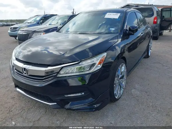 1HGCR3F9XGA034317 2016 HONDA ACCORD - Image 2
