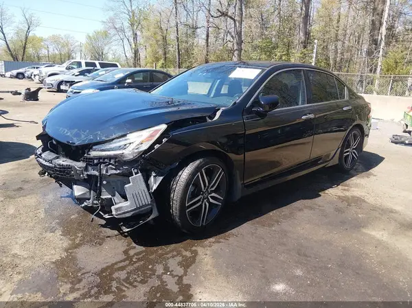 1HGCR3F9XHA000606 2017 HONDA ACCORD - Image 2
