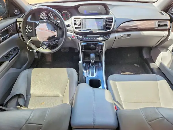 1HGCR3F9XHA001772 2017 HONDA ACCORD - Image 8