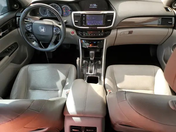1HGCR3F9XHA004557 2017 HONDA ACCORD - Image 8