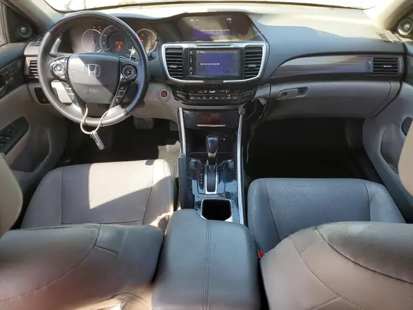 1HGCR3F9XHA015915 2017 HONDA ACCORD - Image 8