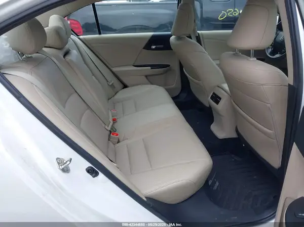 1HGCR3F9XHA016398 2017 HONDA ACCORD - Image 8