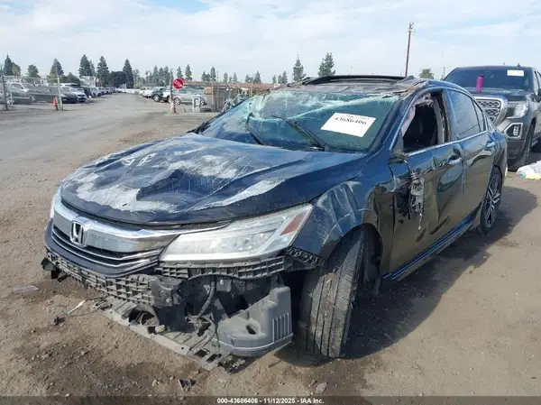 1HGCR3F9XHA016594 2017 HONDA ACCORD - Image 2