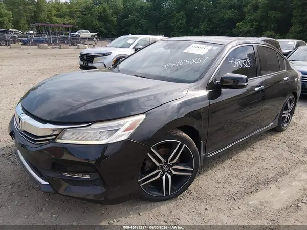 1HGCR3F9XHA018278 2017 HONDA ACCORD - Image 2
