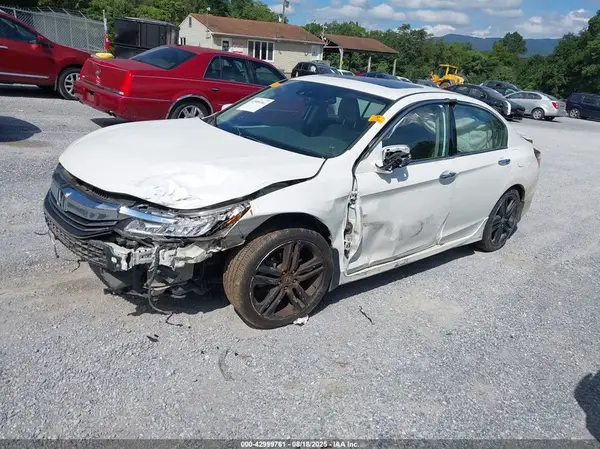 1HGCR3F9XHA024081 2017 HONDA ACCORD - Image 2
