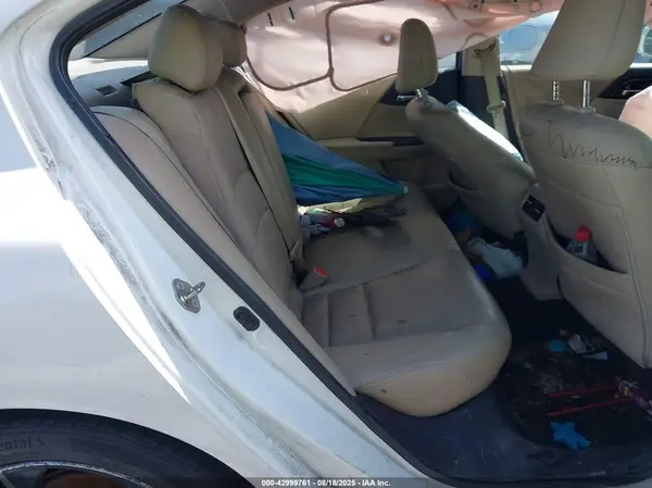 1HGCR3F9XHA024081 2017 HONDA ACCORD - Image 8