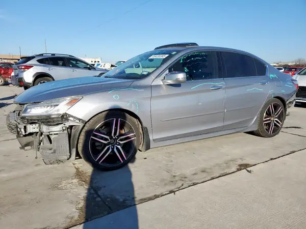 1HGCR3F9XHA025442 2017 HONDA ACCORD - Image 1