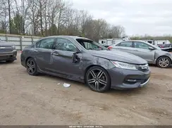 1HGCR3F9XHA034948 2017 HONDA ACCORD