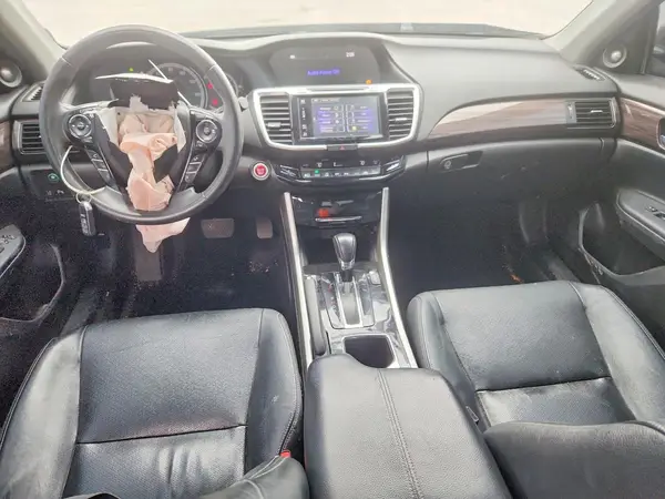 1HGCR3F9XHA037574 2017 HONDA ACCORD - Image 8