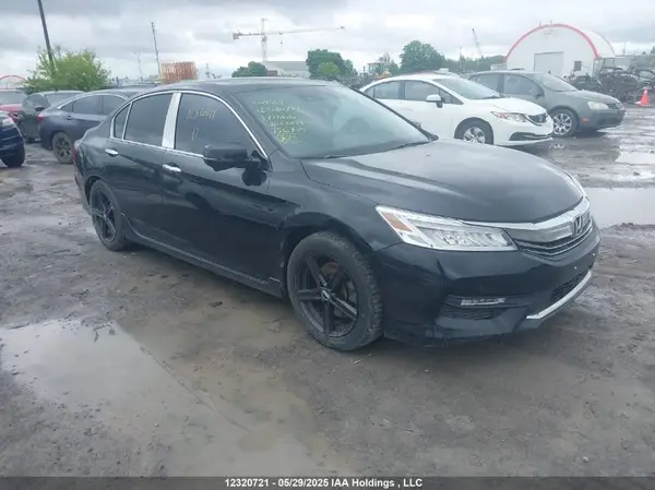 1HGCR3F9XHA802069 2017 HONDA ACCORD - Image 1