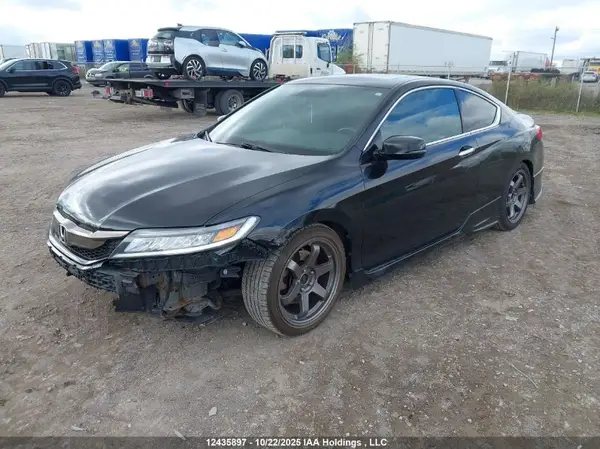 1HGCT1A09GA800701 2016 HONDA ACCORD - Image 2