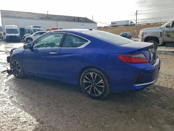 1HGCT1A75HA008401 2017 HONDA ACCORD - Image 2