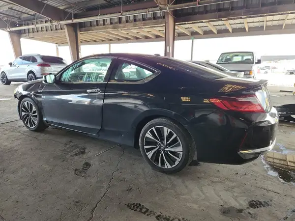 1HGCT1A7XHA008619 2017 HONDA ACCORD - Image 2