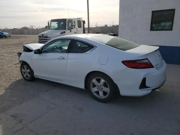 1HGCT1B31HA000355 2017 HONDA ACCORD - Image 2