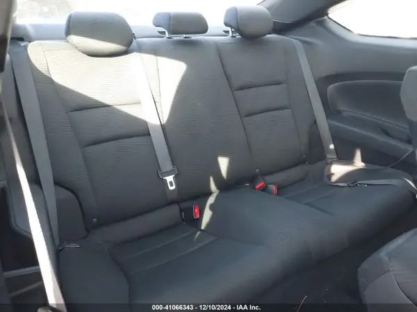 1HGCT1B31HA002462 2017 HONDA ACCORD - Image 8