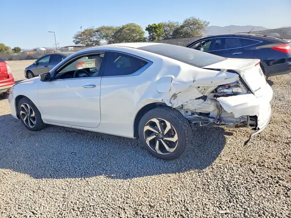 1HGCT1B33HA001121 2017 HONDA ACCORD - Image 2