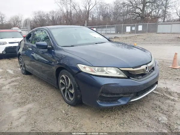 1HGCT1B33HA002091 2017 HONDA ACCORD - Image 1