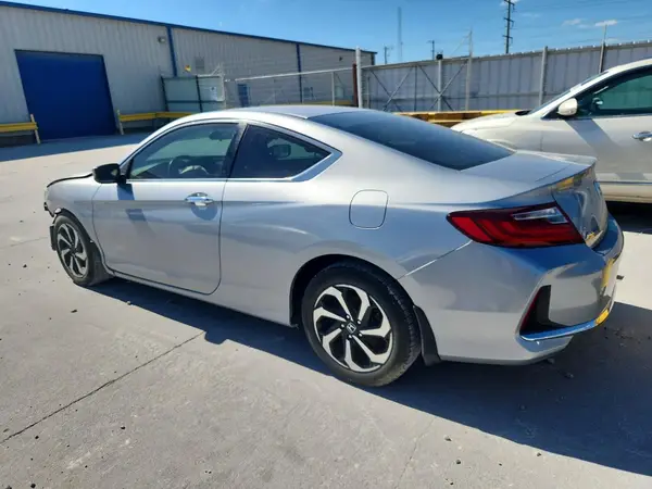 1HGCT1B35HA004201 2017 HONDA ACCORD - Image 2