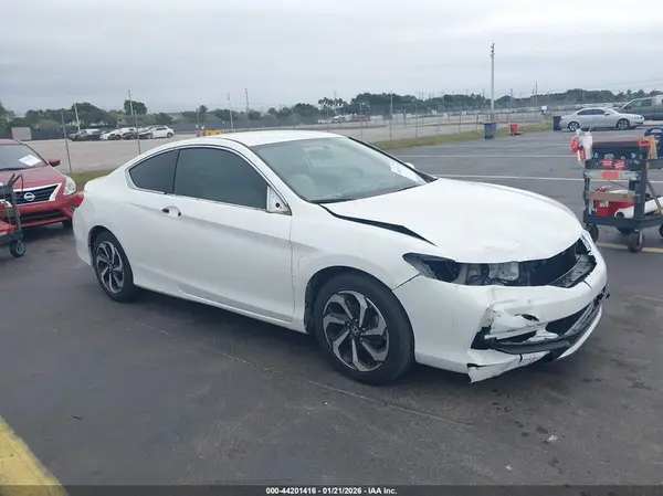 1HGCT1B37HA006127 2017 HONDA ACCORD - Image 1