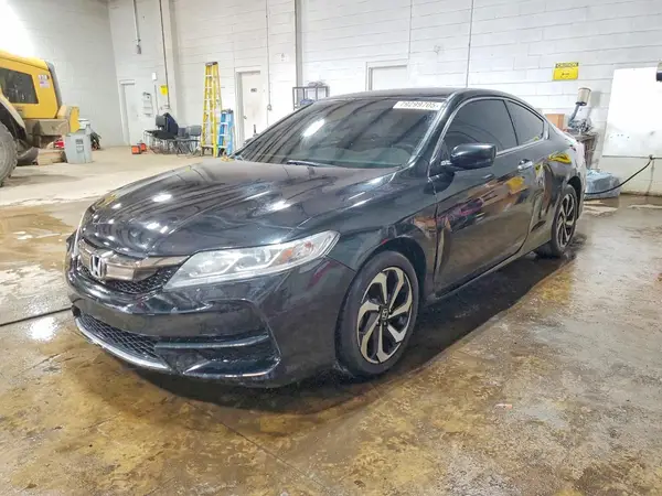 1HGCT1B37HA008833 2017 HONDA ACCORD - Image 1