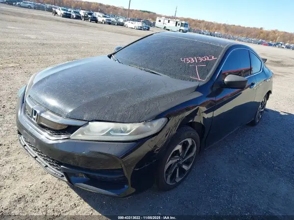 1HGCT1B38GA001985 2016 HONDA ACCORD - Image 2