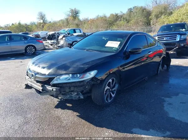 1HGCT1B38HA006816 2017 HONDA ACCORD - Image 2