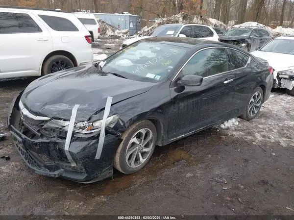 1HGCT1B39GA004734 2016 HONDA ACCORD - Image 2