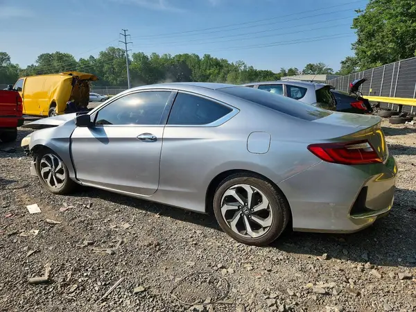 1HGCT1B39HA003603 2017 HONDA ACCORD - Image 2