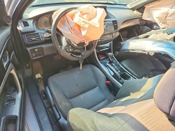 1HGCT1B39HA003603 2017 HONDA ACCORD - Image 8