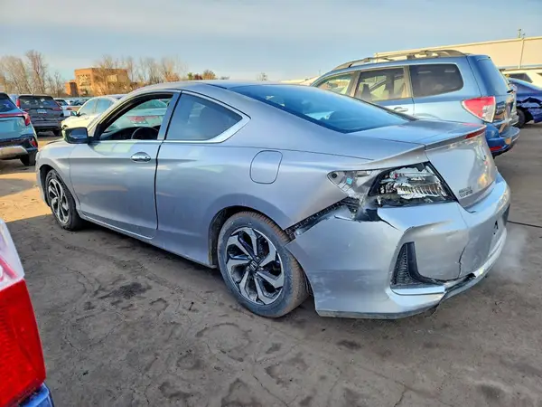 1HGCT1B39HA009675 2017 HONDA ACCORD - Image 2
