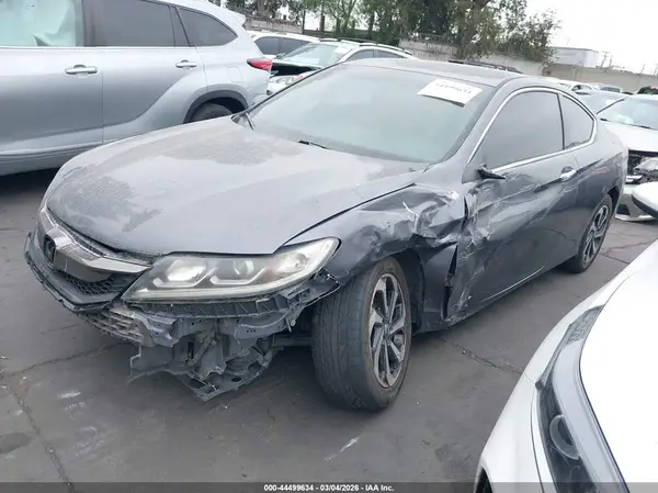 1HGCT1B3XHA009202 2017 HONDA ACCORD - Image 2