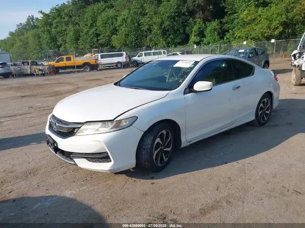 1HGCT1B4XGA004654 2016 HONDA ACCORD - Image 2