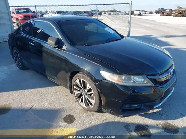 1HGCT1B56HA001423 2017 HONDA ACCORD - Image 1