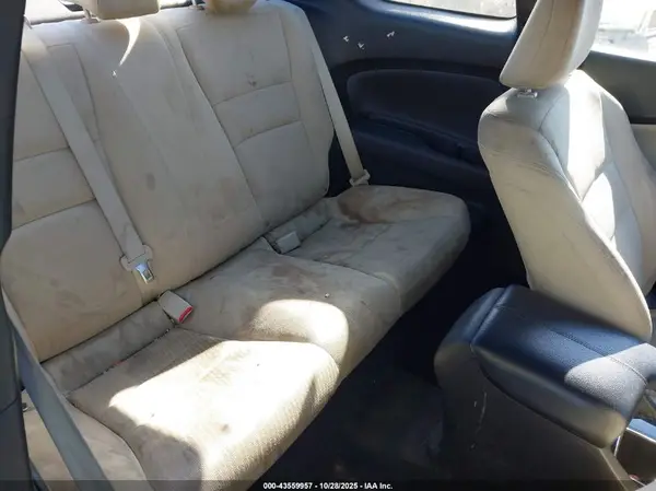 1HGCT1B59GA000555 2016 HONDA ACCORD - Image 8