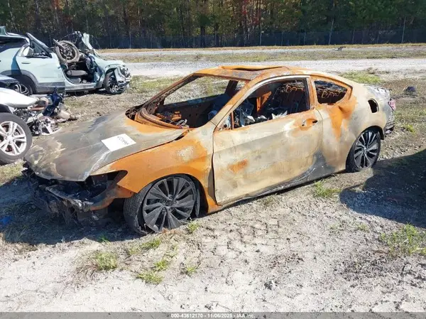 1HGCT1B60GA001490 2016 HONDA ACCORD - Image 2