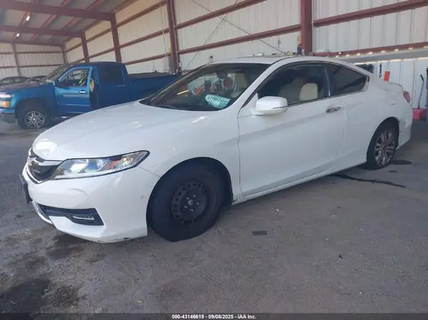 1HGCT1B69HA002638 2017 HONDA ACCORD - Image 2