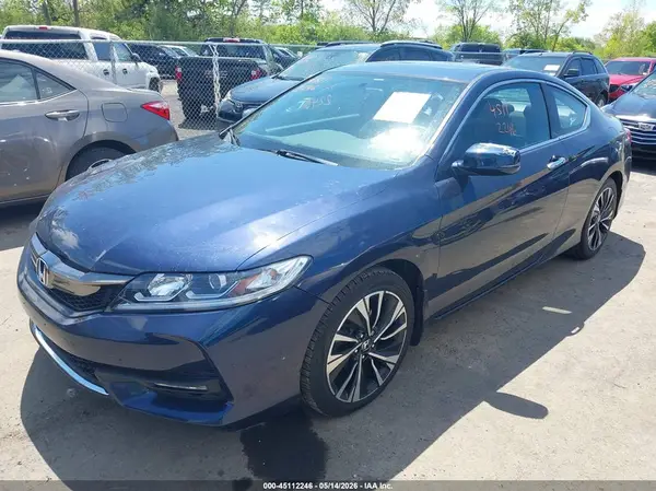 1HGCT1B70HA000771 2017 HONDA ACCORD - Image 2