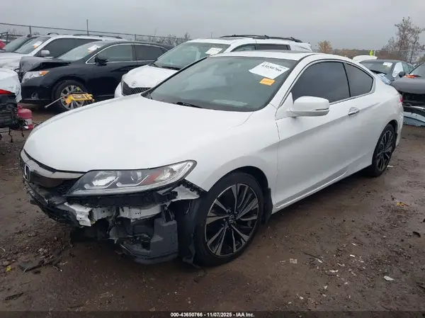 1HGCT1B70HA006604 2017 HONDA ACCORD - Image 2