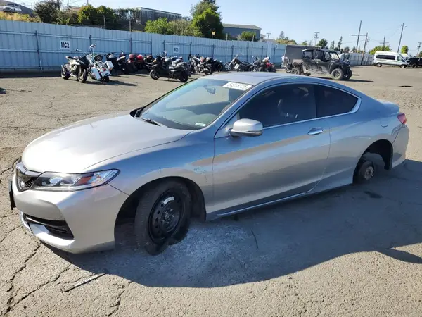 1HGCT1B72HA007897 2017 HONDA ACCORD - Image 1
