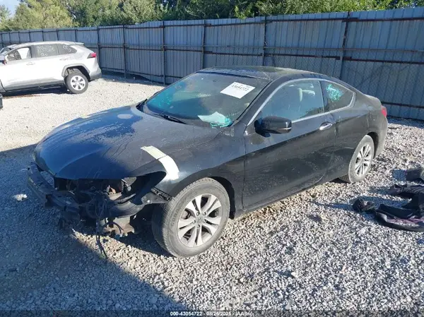 1HGCT1B74GA000531 2016 HONDA ACCORD - Image 2