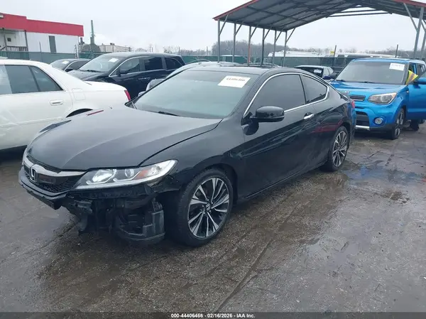 1HGCT1B74HA008100 2017 HONDA ACCORD - Image 2
