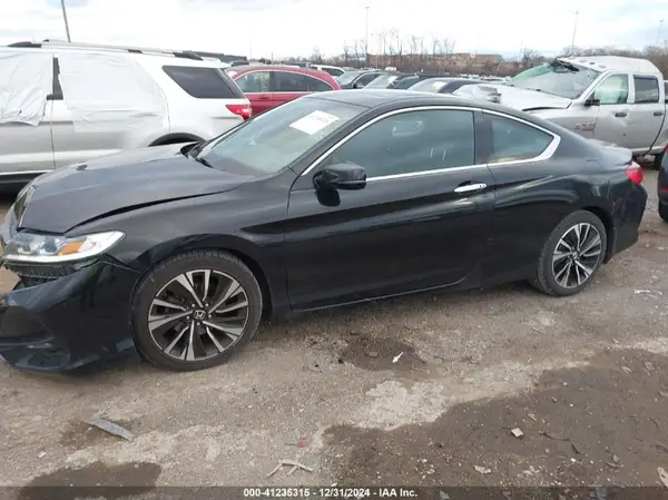 1HGCT1B74HA009621 2017 HONDA ACCORD - Image 2