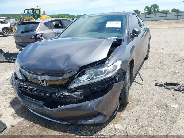 1HGCT1B75HA007943 2017 HONDA ACCORD - Image 2