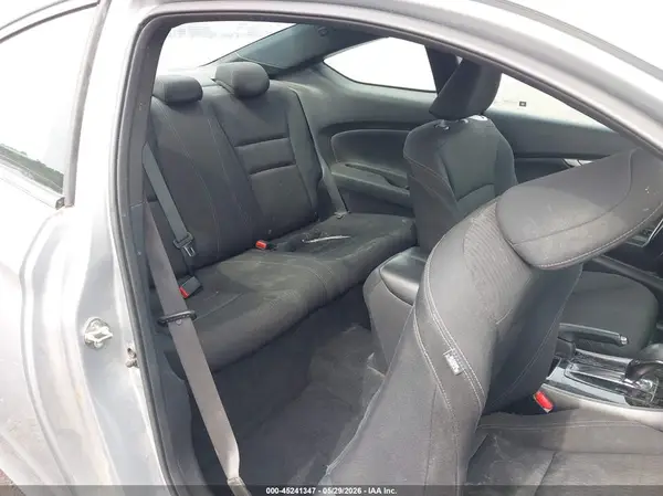 1HGCT1B78HA003661 2017 HONDA ACCORD - Image 8