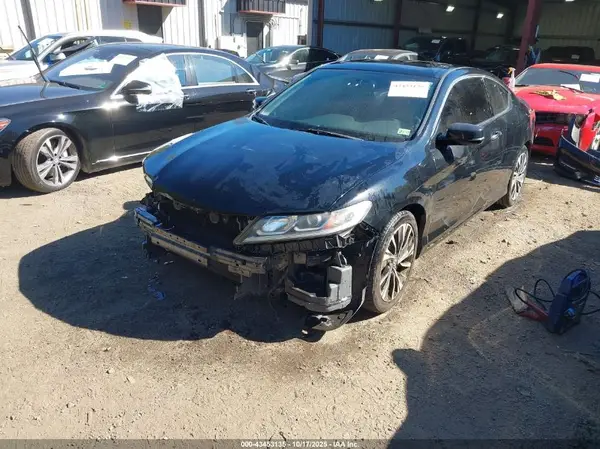 1HGCT1B78HA008567 2017 HONDA ACCORD - Image 2